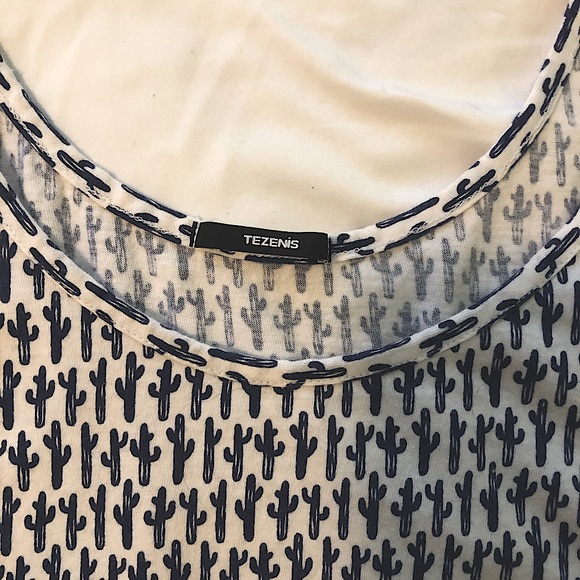 Navy Blue & White Cactus Print Tank Top - Picture 2 of 3